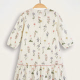 Floral dress with a button - pink