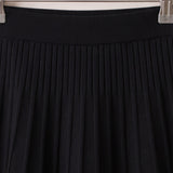 Black pleated knit skirt - Black