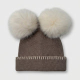 Knitted hat with 2 pom-poms - brown