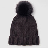 Hat with pompom - GRAY