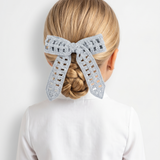 Crocheted pin with holes - blue