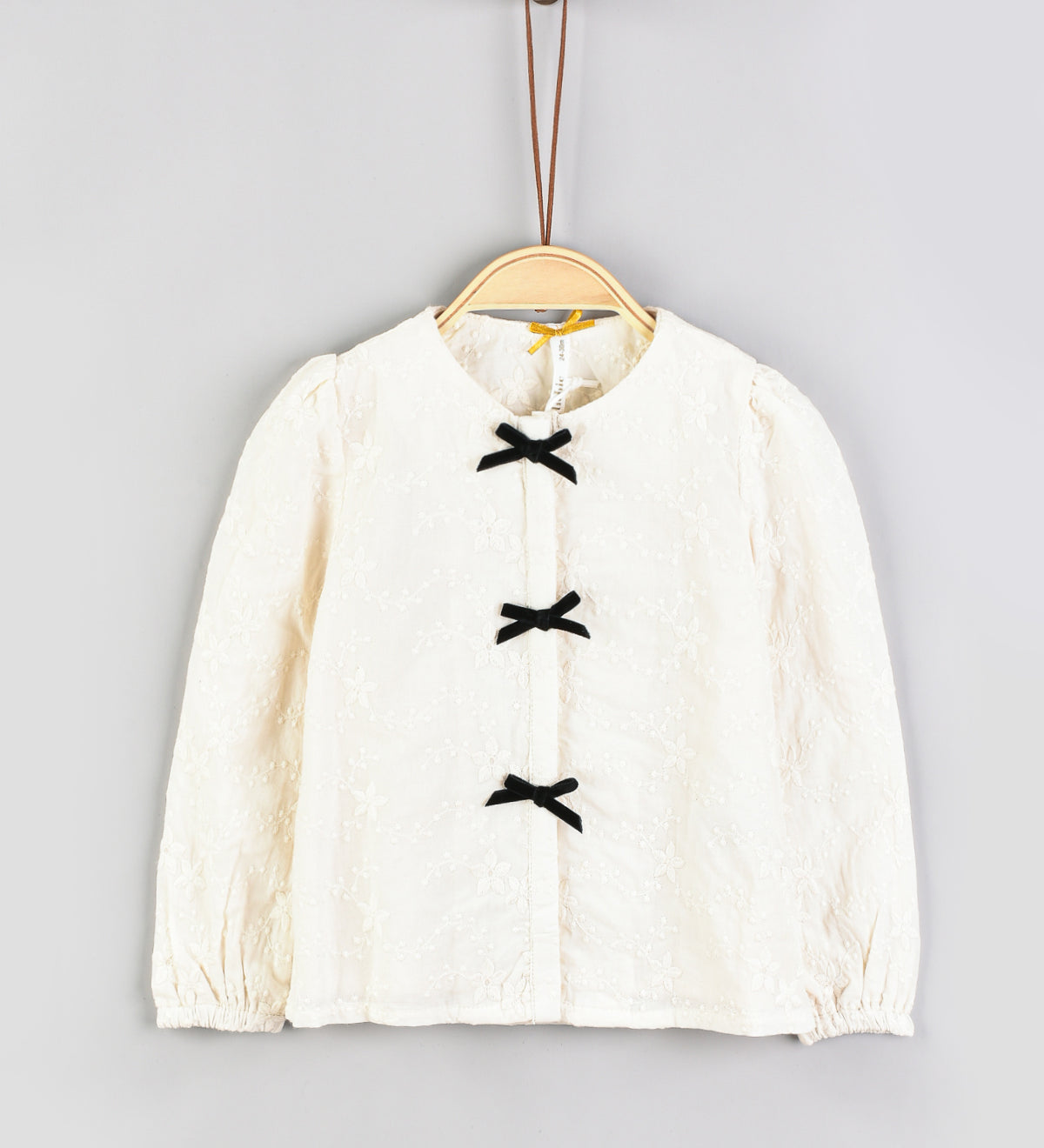 Embroidered shirt with velvet bow ties - black